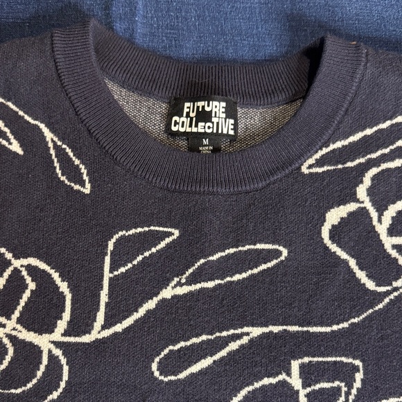 Future Collective Floral Cropped Sweater - Picture 2 of 4